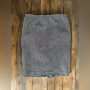 Ann Taylor Gray Black Textured Pencil Skirt Size 8 Work Office Career Classic